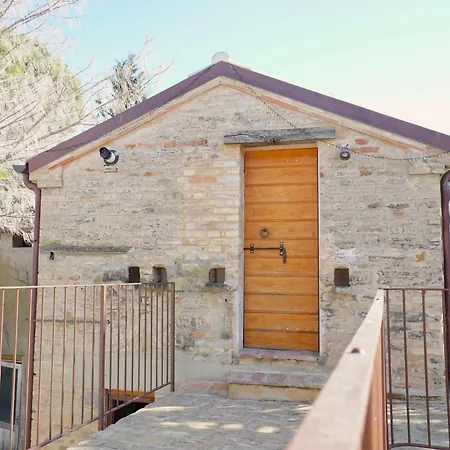 Casa Colonica Sulla Prima Collina