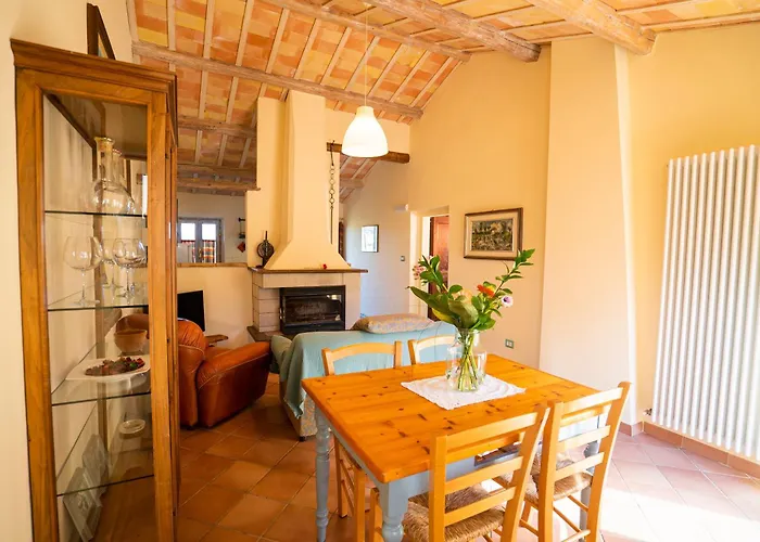 Casa Colonica Sulla Prima Collina Porto Potenza Picena