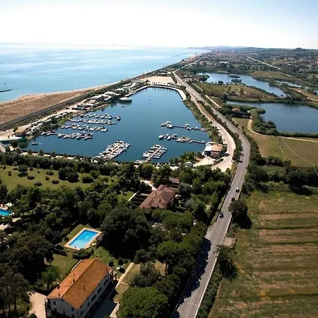 Casa Colonica Sulla Prima Collina Holiday home Porto Potenza Picena