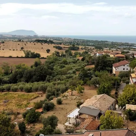 Casa Colonica Sulla Prima Collina Holiday home Porto Potenza Picena