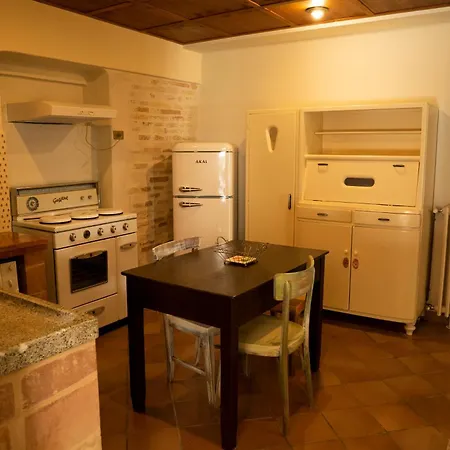 Casa Colonica Sulla Prima Collina