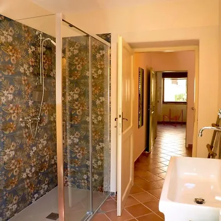 بيت للعطل Casa Colonica Sulla Prima Collina بورتو بوتنزا بيشينا